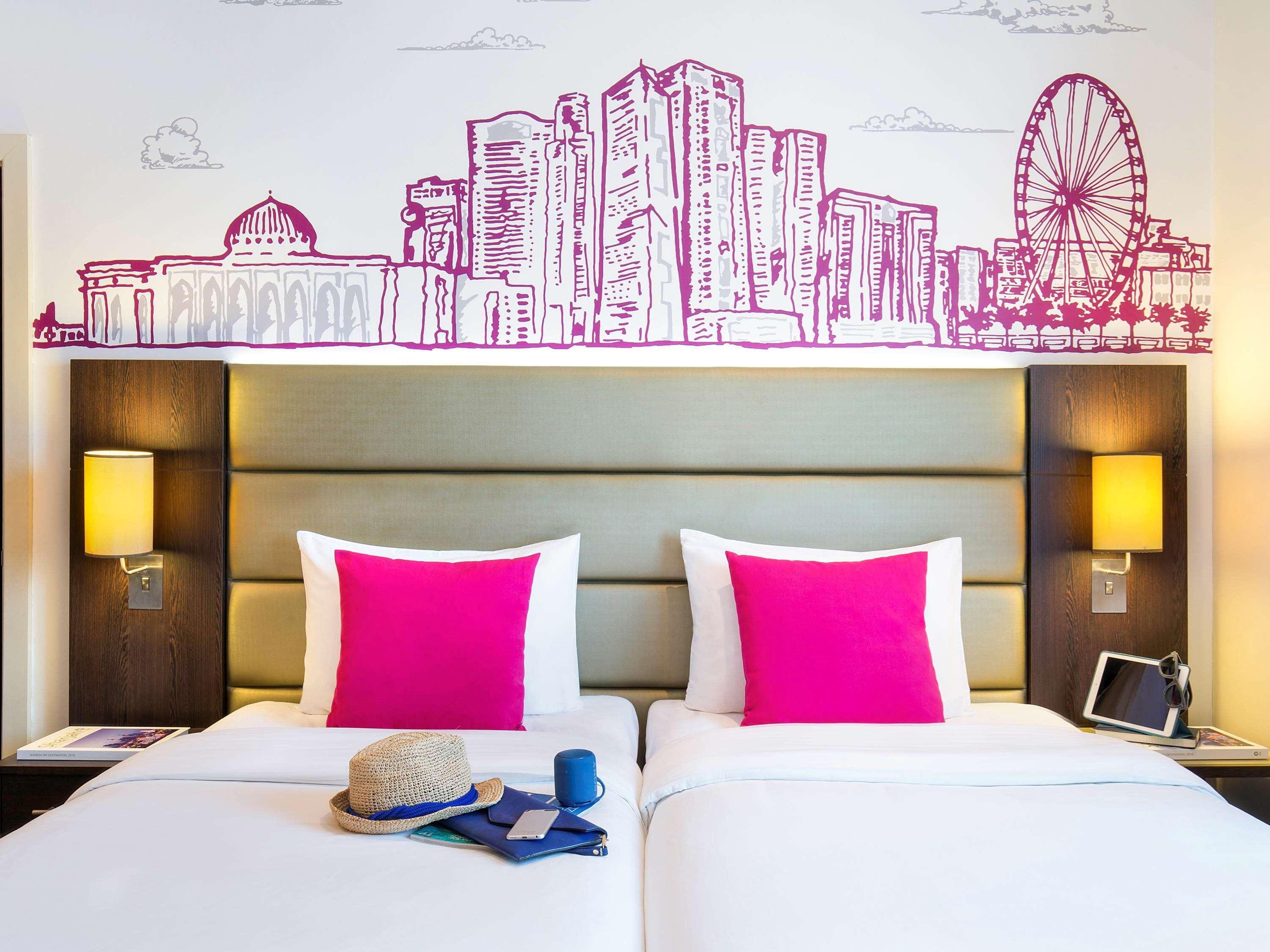 Ibis Styles Sharjah Hotel Exterior foto