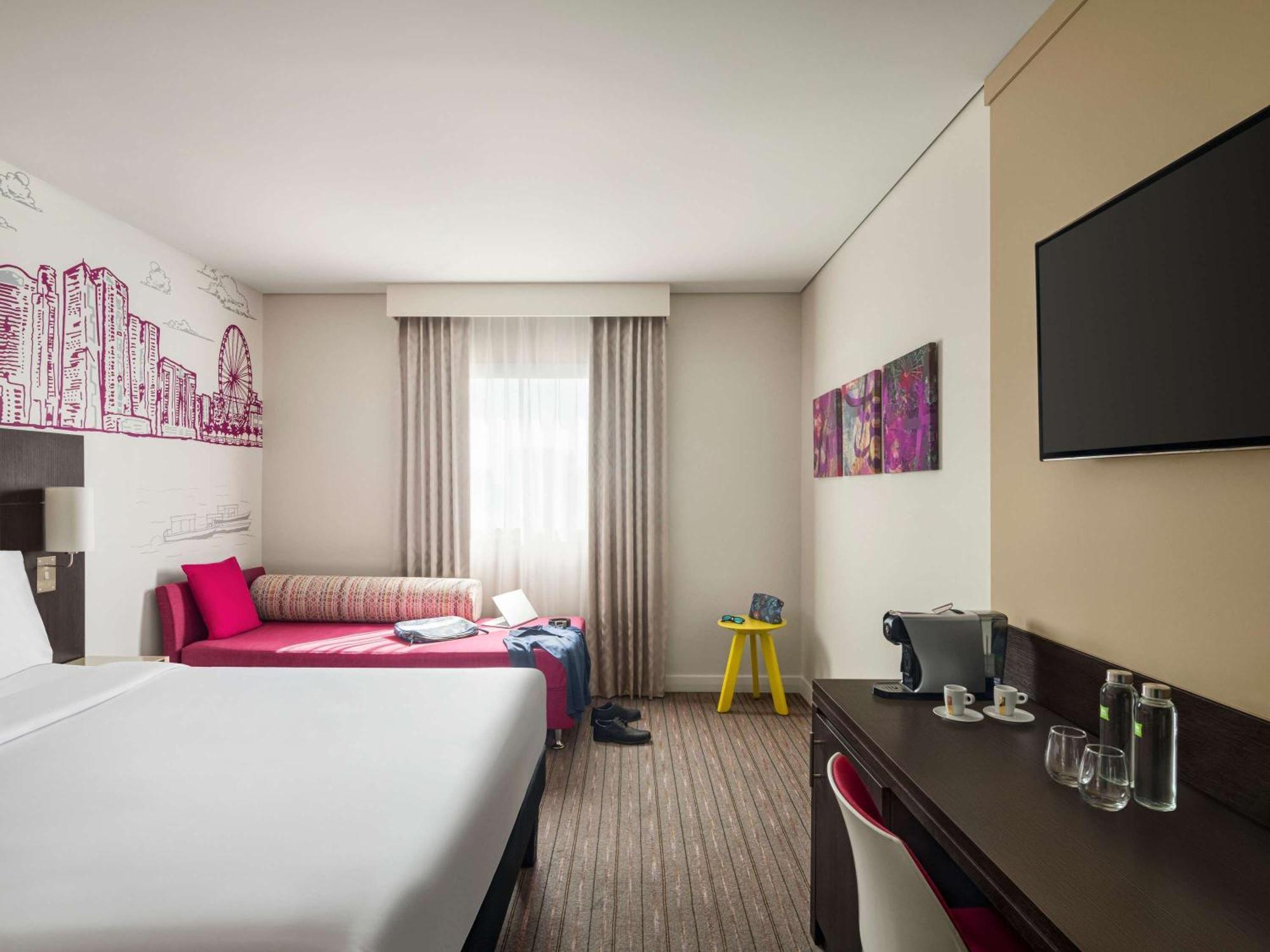 Ibis Styles Sharjah Hotel Exterior foto