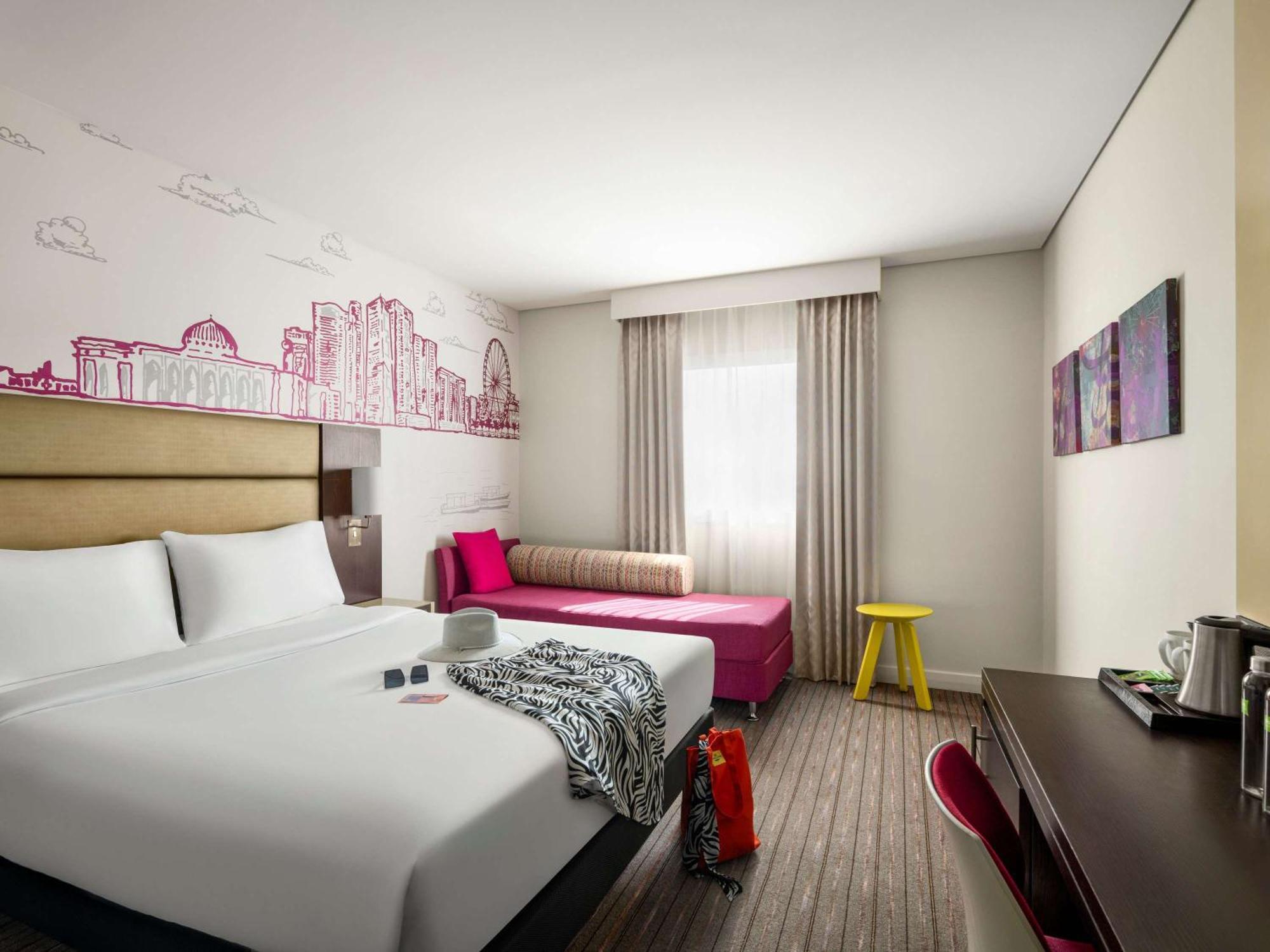 Ibis Styles Sharjah Hotel Exterior foto
