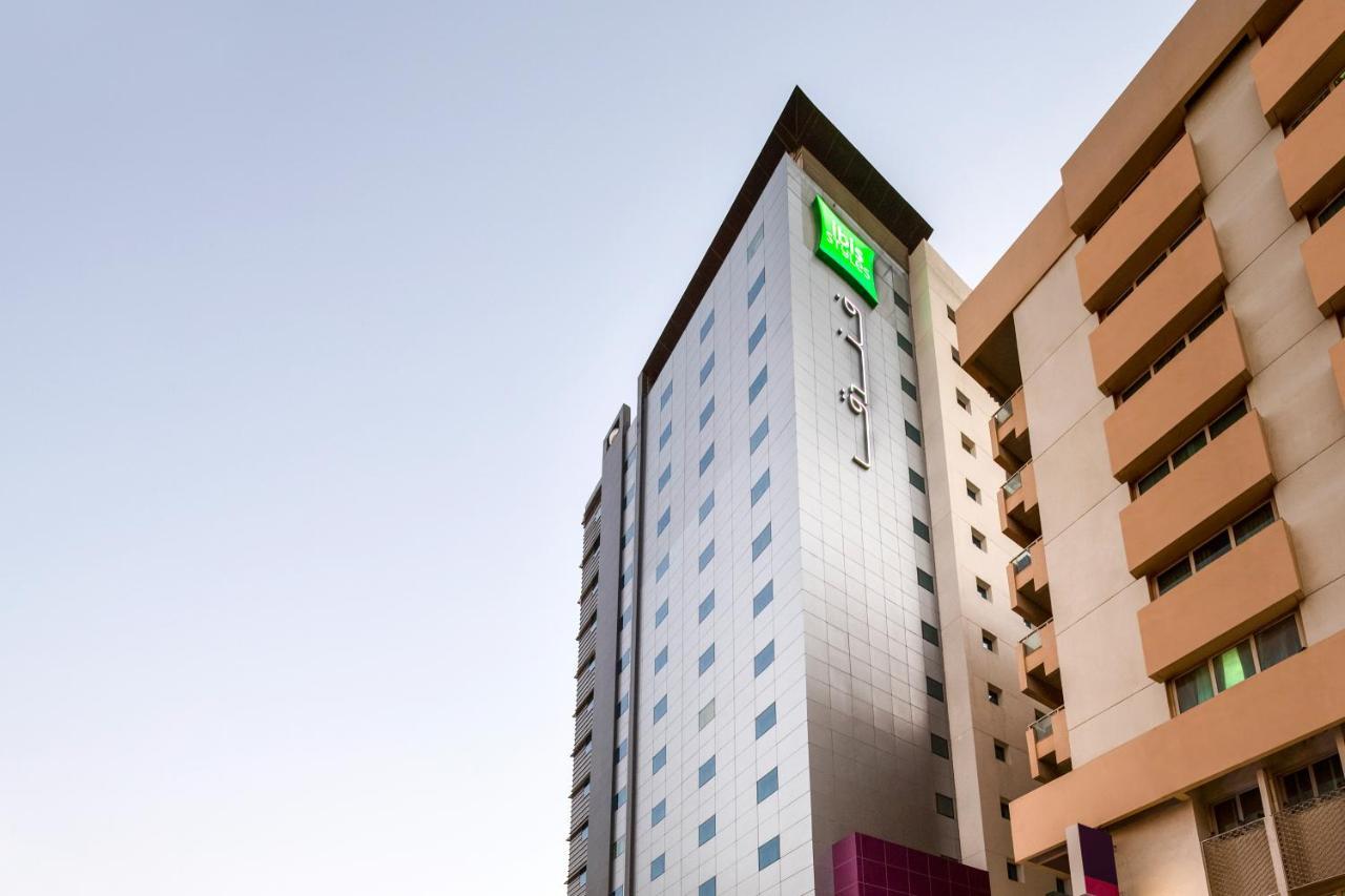 Ibis Styles Sharjah Hotel Exterior foto